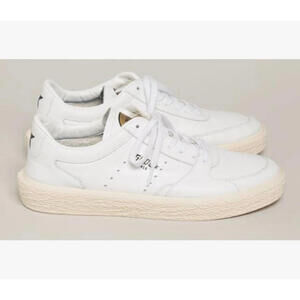 Golden Goose Tenthstar Sneakers(PLEASE REQUEST YOUR SIZE FOR PURCHASING)